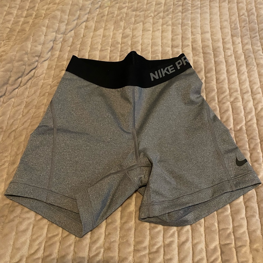 Nike pro bundle
